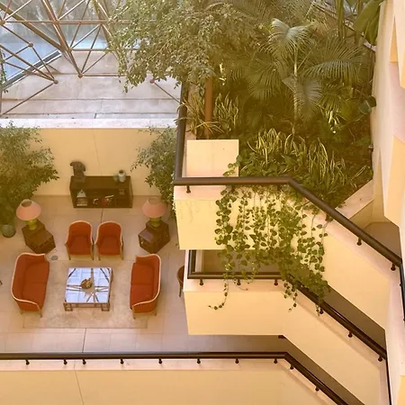 One Bedroom With Amenities Nomad Dreams N5 *