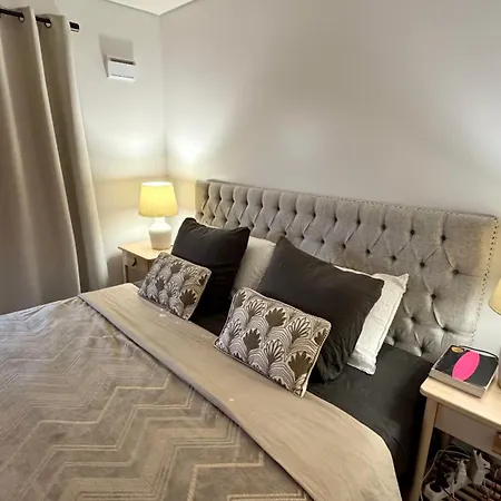 One Bedroom With Amenities Nomad Dreams N5 * カスカイス